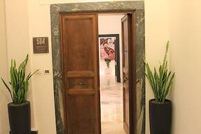 504 Corso Suites