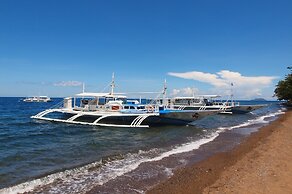 Vida Homes Condo Resort