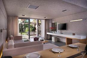 Ikaros Hotel