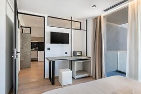 Ikaros Hotel