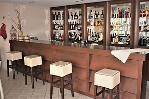 Hotel Cariatis