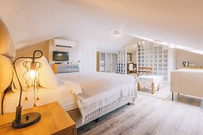 Jade Residence