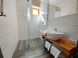 Plitvice Etno House