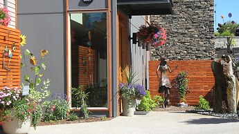 Cormier's Studio
