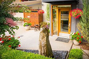 Cormier's Studio