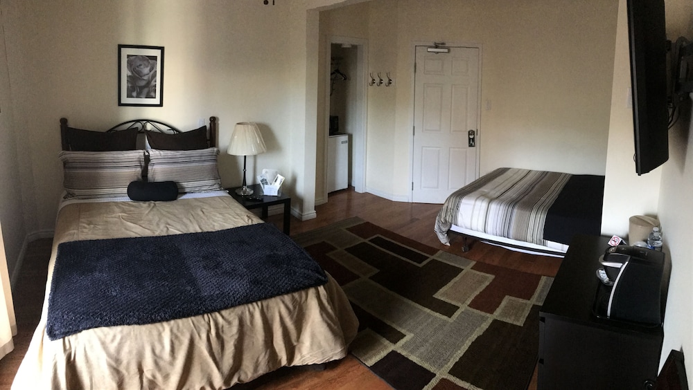 Dominion Hotel