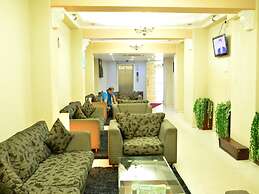 Pearl City Hotel
