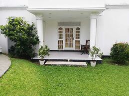 Hotel Bougainvilla