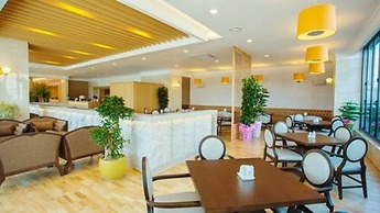 Fontana Beach Hotel