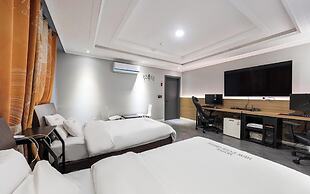 Hotel New Evergreen