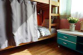 The One Hostel
