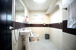 The One Hostel