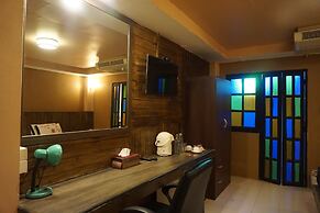 Bangkok Travel Suites