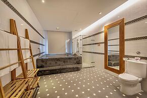 No. 9 Hotel