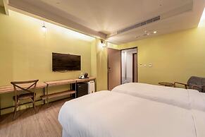 No. 9 Hotel