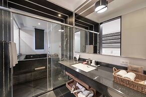 No. 9 Hotel