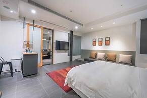 No. 9 Hotel