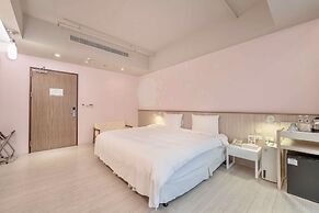 No. 9 Hotel