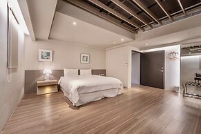 No. 9 Hotel