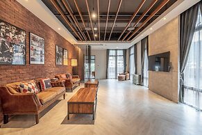 No. 9 Hotel