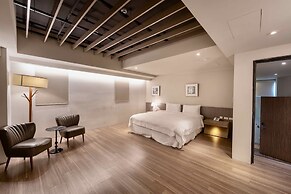 No. 9 Hotel