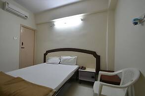 Hotel Maya Deluxe