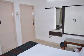 Hotel Maya Deluxe