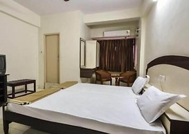 Hotel Maya Deluxe