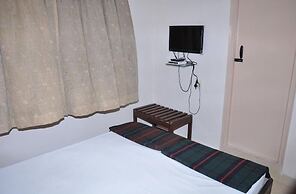 Hotel Maya Deluxe