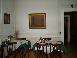Hotel Acropolis House