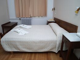 Hotel Acropolis House