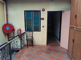 Kuching Waterfront  Lodge