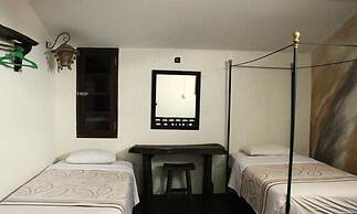 Kuching Waterfront  Lodge