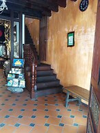 Kuching Waterfront  Lodge