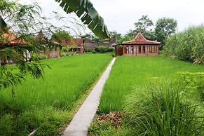 Alamanda Family Villas & Pool