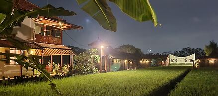 Alamanda Family Villas & Pool