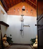 Alamanda Family Villas & Pool