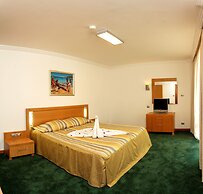 Emerald Beach Resort & SPA