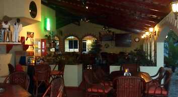 Hotel Don Andres