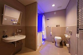 DoubleTree by Hilton Hotel Yerevan City Centre