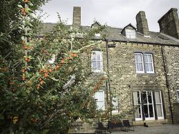 Ashfield Hotel