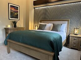 White Lion Hotel