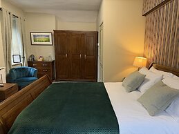 White Lion Hotel