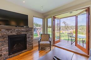 Mayne Island Resort