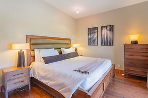 Mayne Island Resort