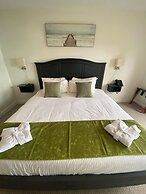 Mayne Island Resort