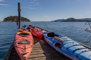 Mayne Island Resort