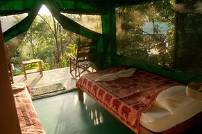Luna Lodge