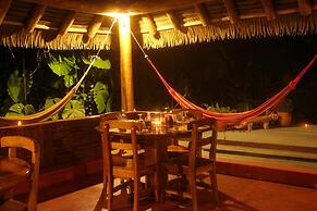 Luna Lodge
