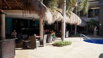 Hotel Colono Beach